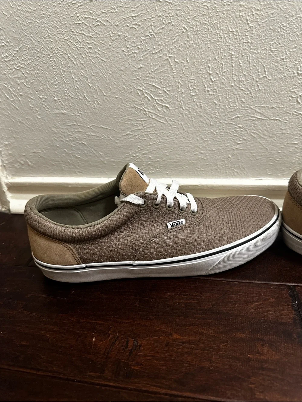 Vans Men’s Low-Top Sneakers in Taupe and White